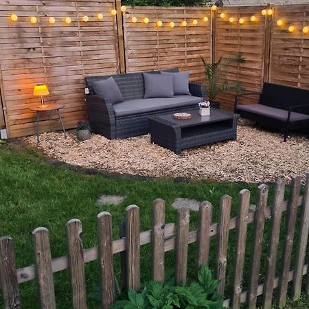 Gemuetliche Ferienwohnung In Der Eifel - Naehe Mosel Bausendorf Ngoại thất bức ảnh